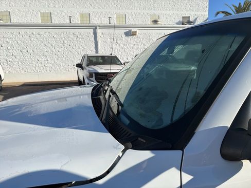 Used 2005 GMC Sierra 3500 W/T image 12