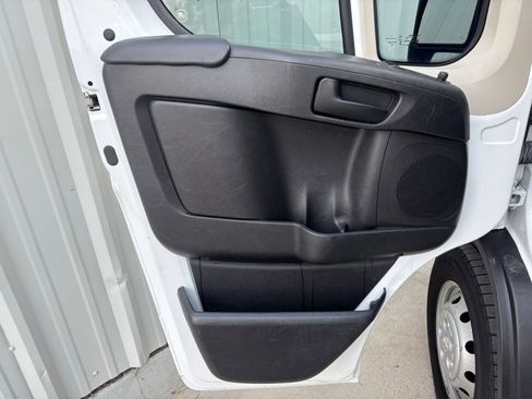 Used 2020 RAM ProMaster 2500 image 9