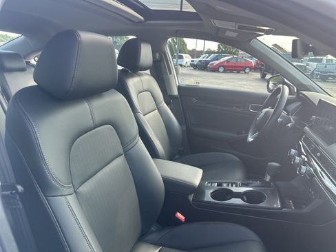 Used 2024 Honda Civic Touring image 23