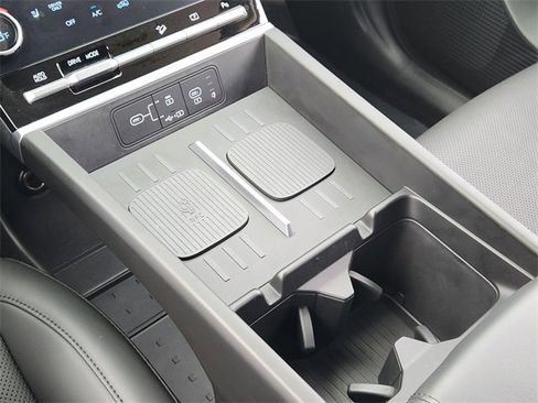 Certified 2025 Hyundai Santa Fe SEL image 16