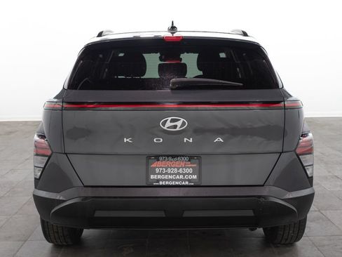 Used 2024 Hyundai Kona SEL FWD image 10