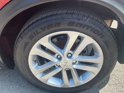 Used 2012 Nissan Juke SV image 17