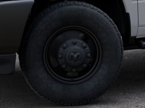 New 2026 RAM 3500 Tradesman AWD/4WD image 8