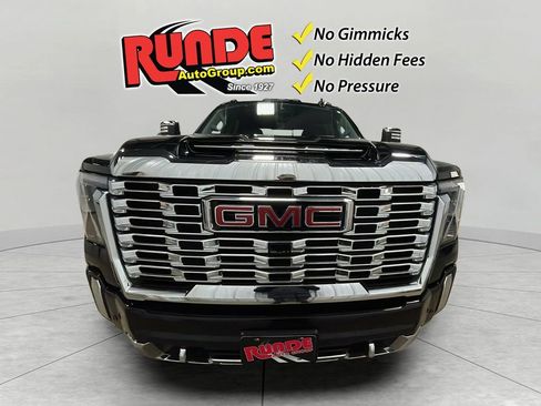 Used 2024 GMC Sierra 2500 Denali w/ Denali Reserve Package image 8