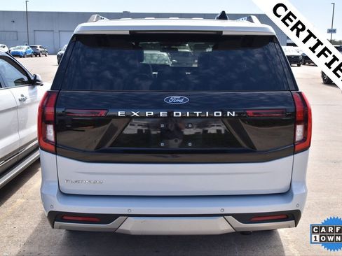 Certified 2025 Ford Expedition Platinum image 8