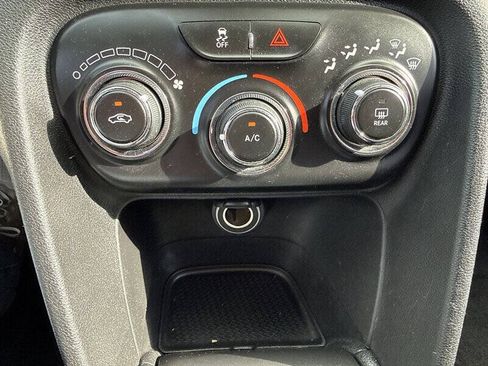Used 2014 Dodge Dart SXT w/ Rallye Appearance Group FWD image 29