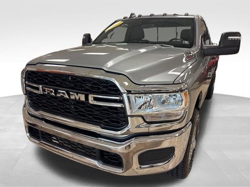 Used 2024 RAM 2500 Tradesman w/ Chrome Appearance Group AWD/4WD image 2