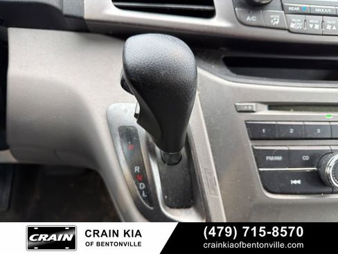 Used 2016 Honda Odyssey LX image 25