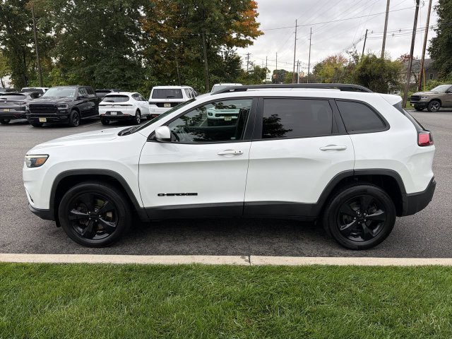 Used 2019 Jeep Cherokee Latitude Plus AWD/4WD image 5