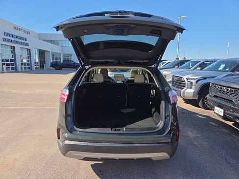 Certified 2023 Ford Edge SEL w/ Convenience Package AWD/4WD image 6