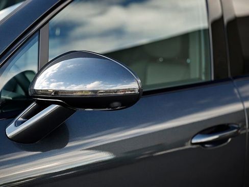 New 2026 Porsche Macan image 41