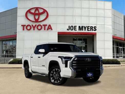 Used 2022 Toyota Tundra Limited image 2