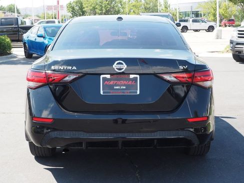 Used 2023 Nissan Sentra SV w/ SV Premium Package FWD image 6