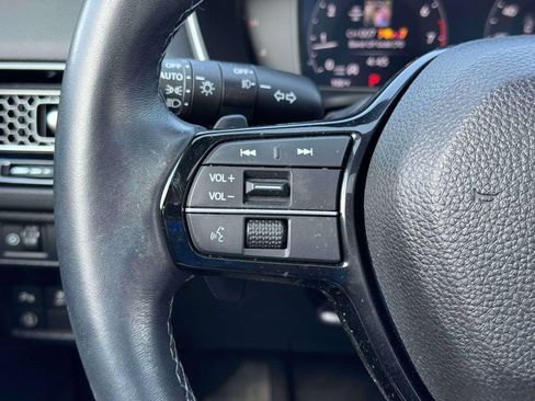 Used 2023 Honda Civic Touring image 25