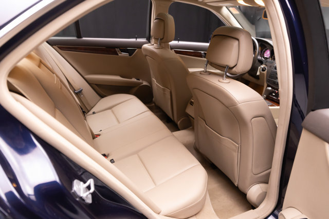 Used 2011 Mercedes-Benz C 300 4MATIC Sedan image 58