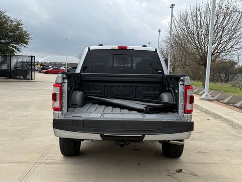 Used 2022 Ford F150 Limited image 5