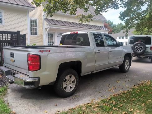 Used 2018 Chevrolet Silverado 1500 LT w/ All Star Edition AWD/4WD image 7