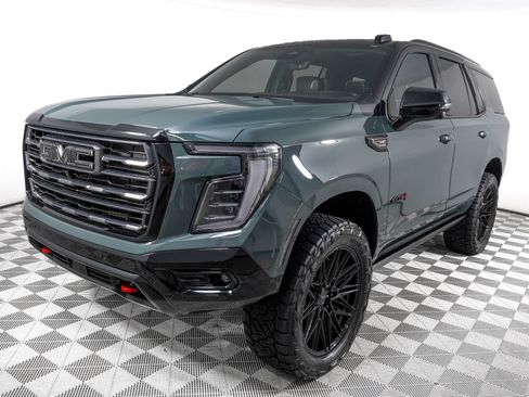 Used 2026 GMC Yukon AT4 Ultimate w/ LPO, Illumination Package AWD/4WD image 8
