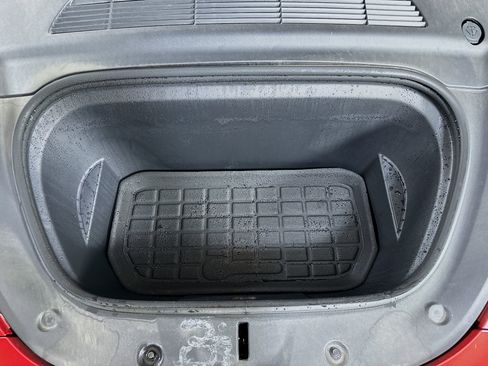 Used 2023 Tesla Model Y Long Range image 32