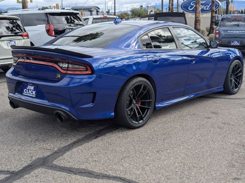 Used 2022 Dodge Charger Scat Pack w/ Dynamics Package image 2