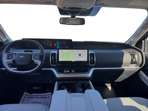 New 2025 Ford Expedition Max Platinum w/ Platinum Ultimate Package image 12