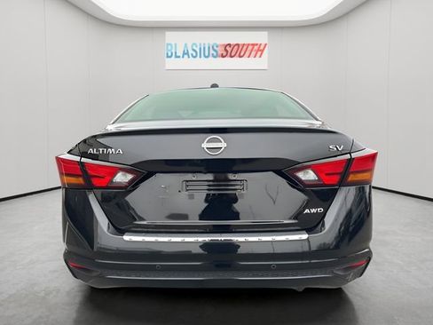 Used 2023 Nissan Altima 2.5 SV image 4