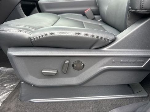 New 2026 Ford Expedition Platinum w/ Stealth Performance Package AWD/4WD image 36