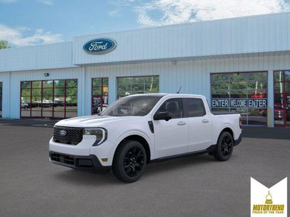 New 2026 Ford Maverick Lariat w/ Black Appearance Package