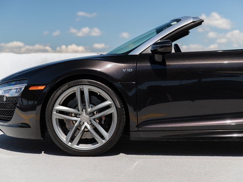 Used 2014 Audi R8 V10 AWD/4WD image 19