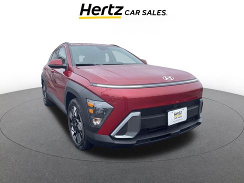 Used 2025 Hyundai Kona SEL image 1