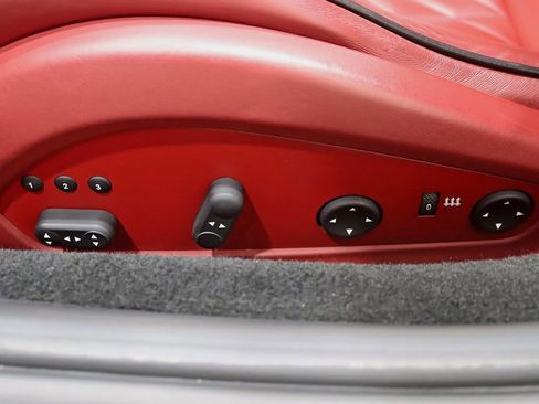 Used 2010 Ferrari California RWD image 25