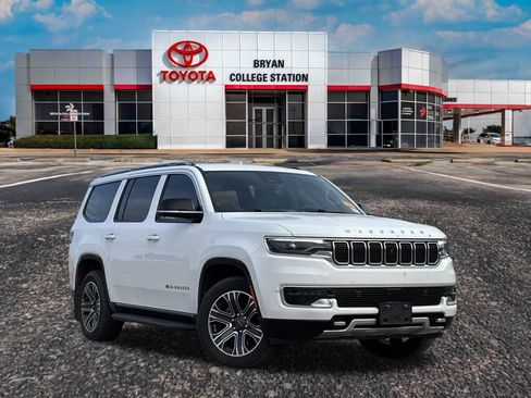 Used 2023 Jeep Wagoneer Series II w/ Convenience Group I image 1