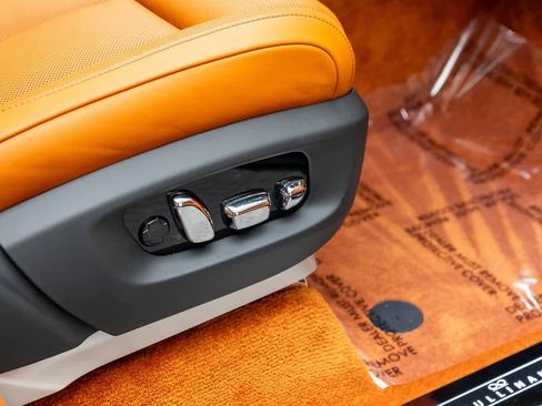 New 2026 Rolls-Royce Cullinan Black Badge image 40