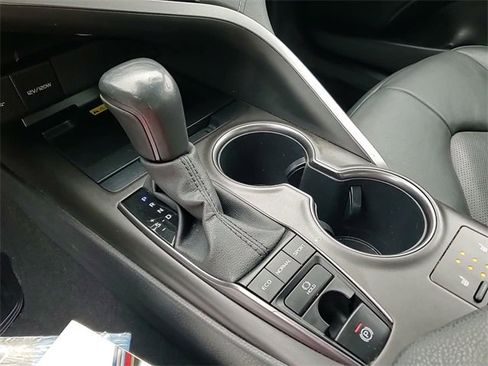 Used 2023 Toyota Camry XSE image 19