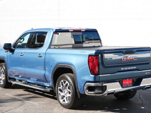 Used 2024 GMC Sierra 1500 SLT w/ SLT Premium Package AWD/4WD image 7