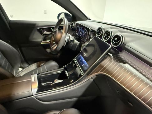 Used 2024 Mercedes-Benz GLC 300 4MATIC w/ AMG Line image 49