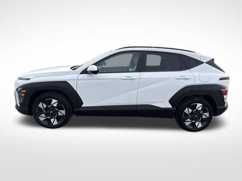 Certified 2025 Hyundai Kona SEL image 2