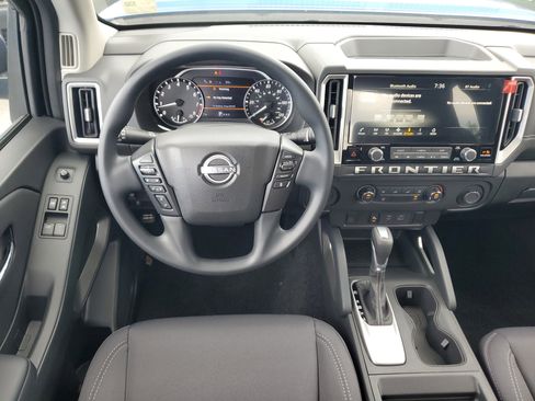New 2025 Nissan Frontier SV image 13