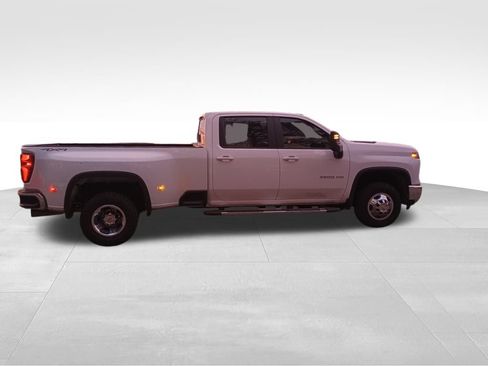 Used 2024 Chevrolet Silverado 3500 LT image 7