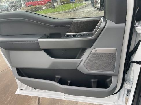 New 2026 Ford F250 XLT w/ XLT Premium Package image 18