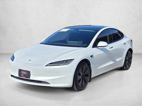 Used 2025 Tesla Model 3 Long Range image 26