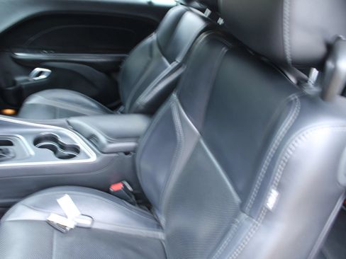 Used 2018 Dodge Challenger SXT Plus RWD image 15