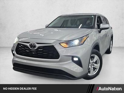 Used 2024 Toyota Highlander LE