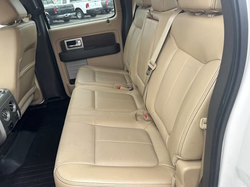 Used 2014 Ford F150 Lariat w/ Lariat Chrome Package image 12