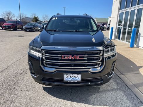 Used 2021 GMC Acadia AT4 w/ Technology Package image 3