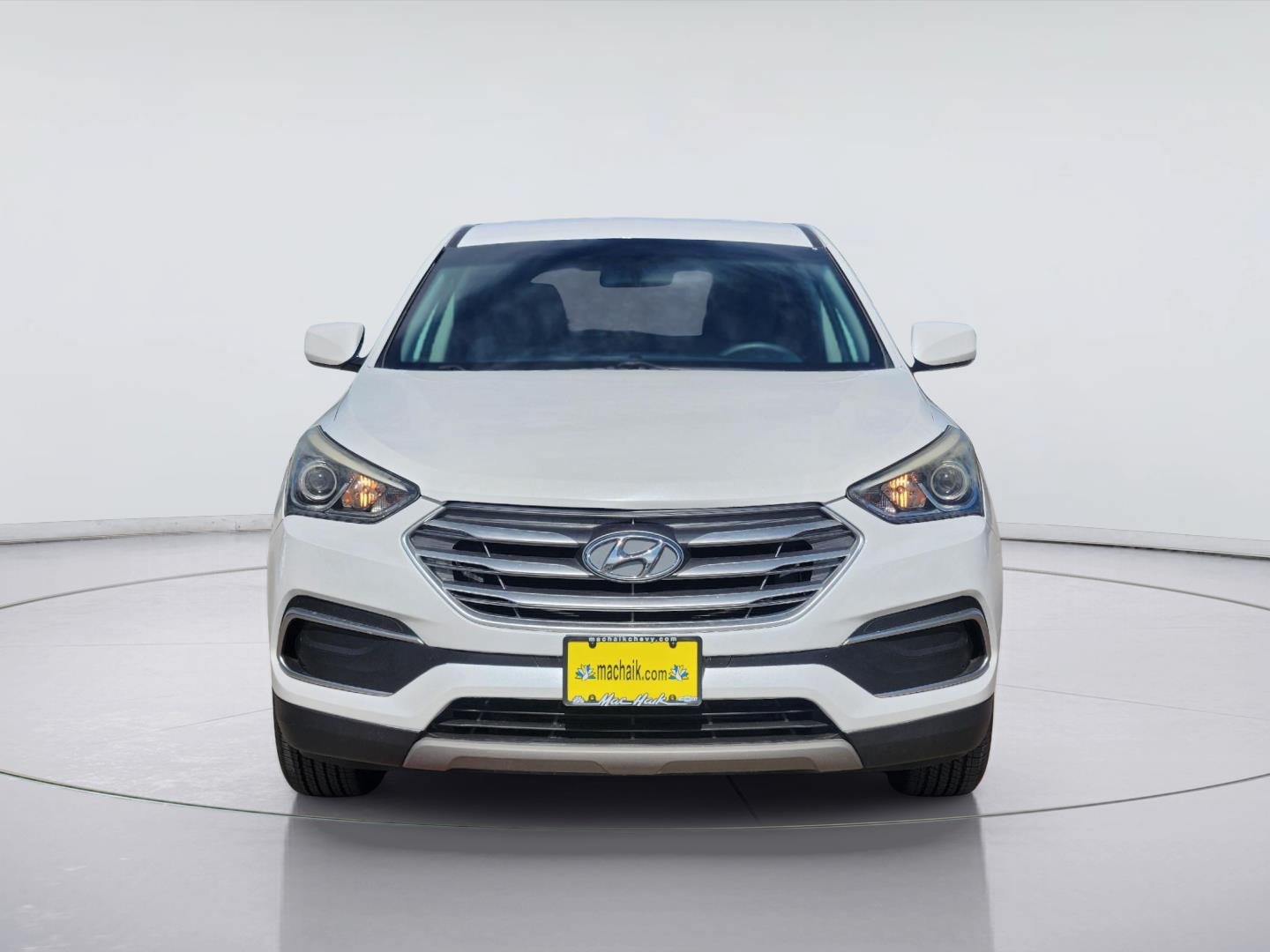 Used 2018 Hyundai Santa Fe Sport FWD image 2