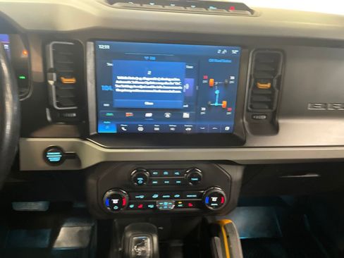 Used 2021 Ford Bronco Badlands AWD/4WD image 19