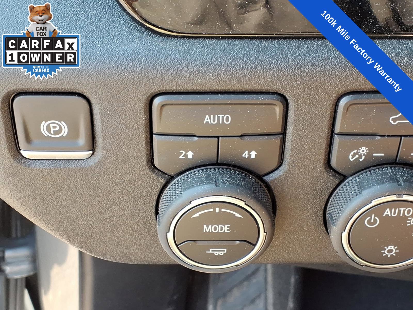 Used 2024 Chevrolet Silverado 1500 LT AWD/4WD image 25