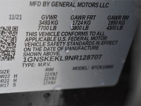 Certified 2022 Chevrolet Suburban RST w/ Sport Performance Package image 43