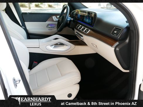 Used 2025 Mercedes-Benz GLE 450 4MATIC image 10